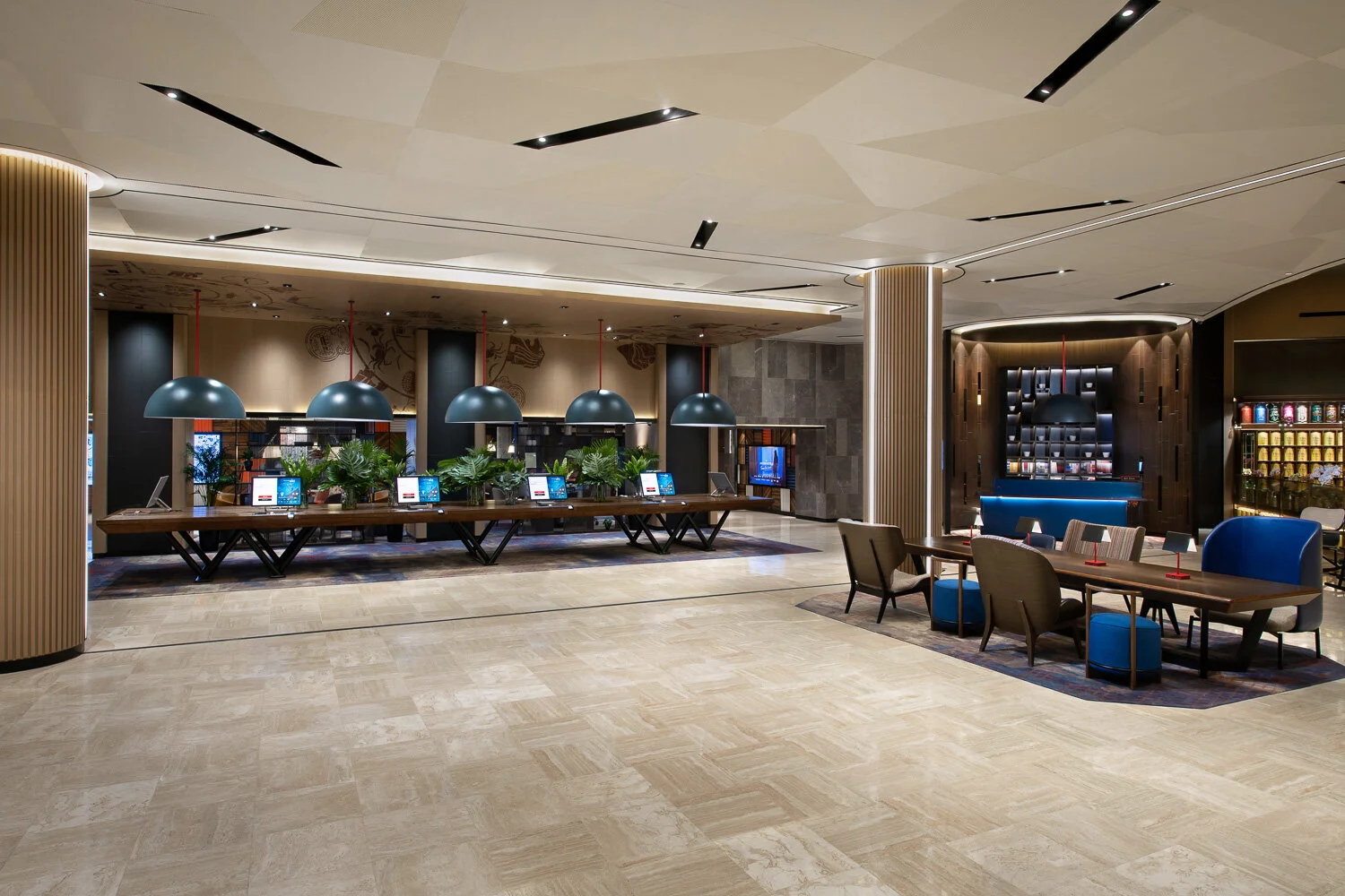 20190522_Wilson_Swissotel_Lobby-1.jpg