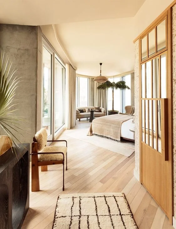 HOW TO BOOK A HOTEL FOR YOUR GUESTS