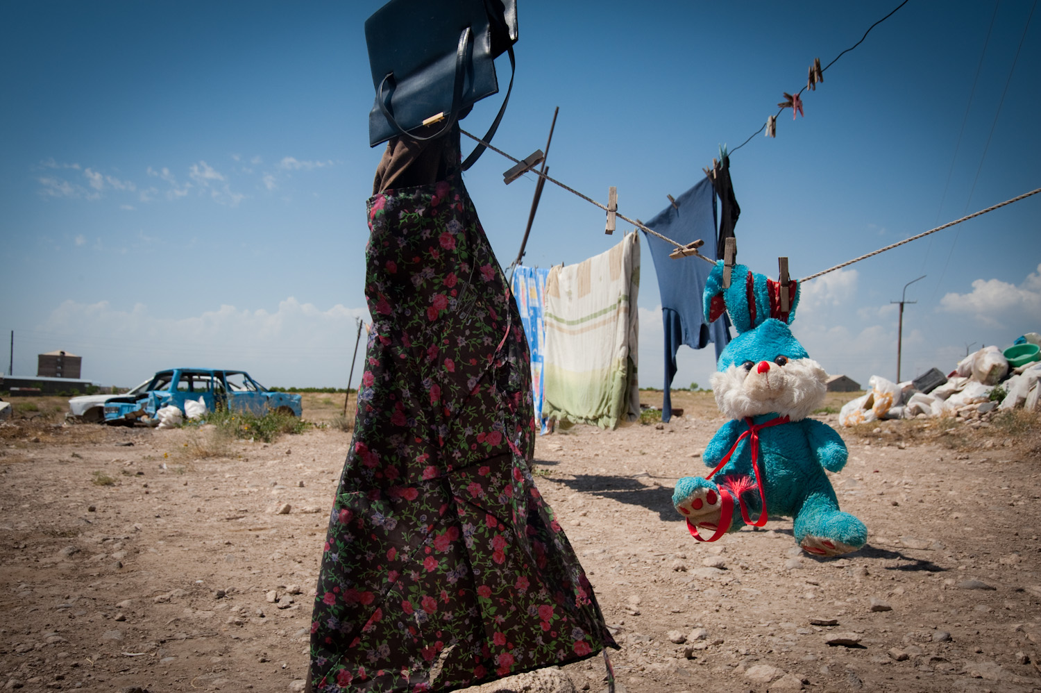  Ruzana and her 4 children live in a shack located in an open field close to the border with Turkey with a view of Mount Ararat. "We live in the middle of nowhere. If we scream, will anyone hear our voice?" She asked.  