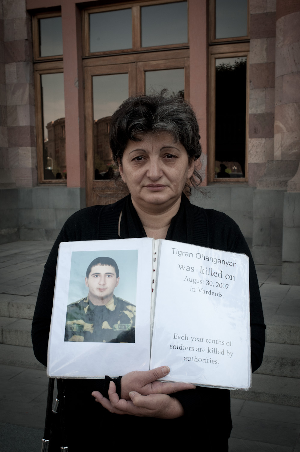  Gohar Ohanjayan's son Tigran died in 2007 while serving. During his last three months of service he complained that the commanders would hit him. The military says Tigran ran into a live wire and was electrocuted. The Ohanjanyan family believes thei