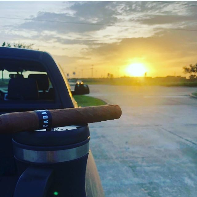 Repost from my man @k3rwind - beautiful shot and a great evening to be enjoying a corona gorda! #smokelocal #craftnotcrap #enjoytheburn #thanksforthelove