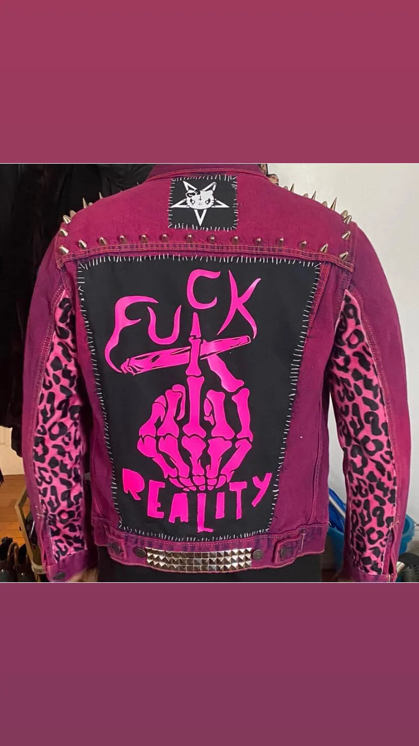 5CC24B71-81D2-4137-BC7A-6BBB189FF931