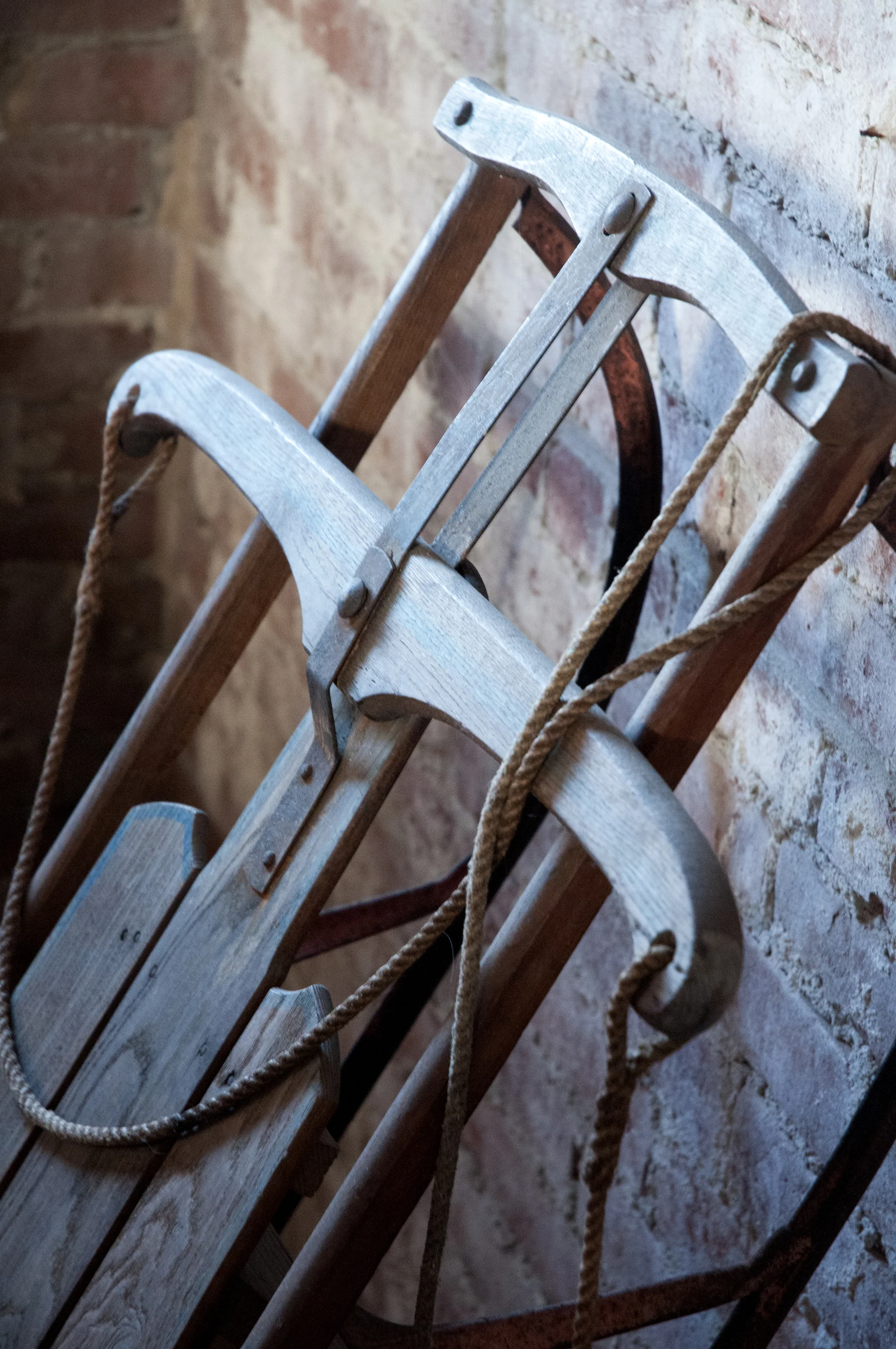 old sled.jpg