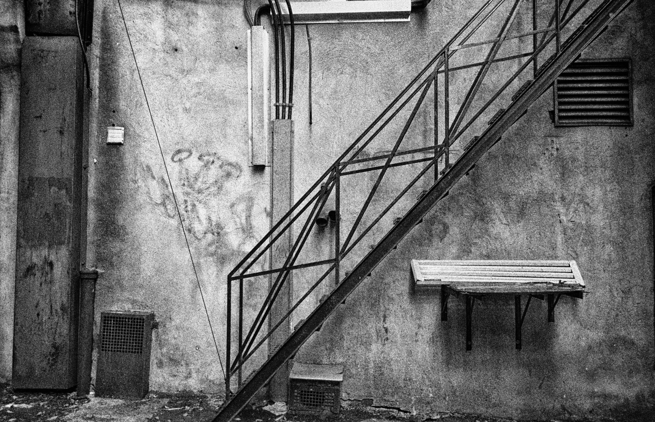 Ginos back alley
