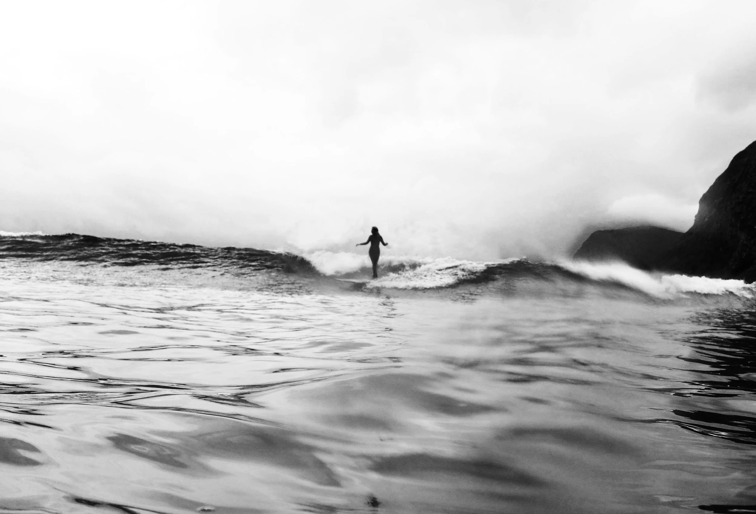 06_HoddevikSurf_Sept2014.jpg
