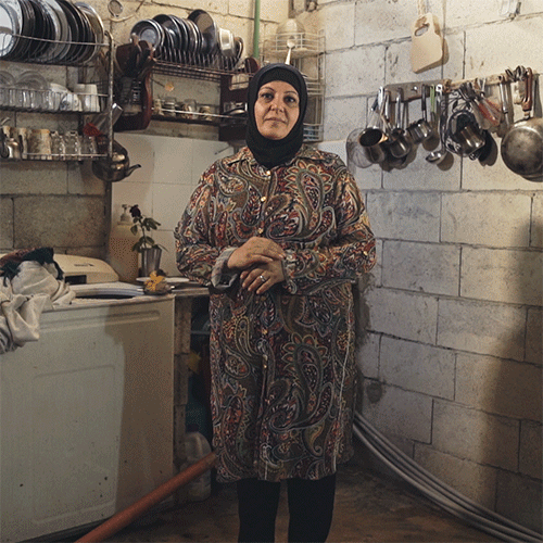 syriastreet_person-hana.gif