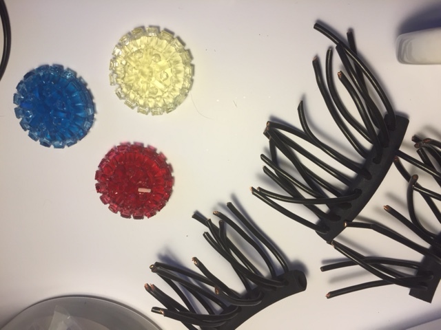 Cast BROOCH and PULL 3D part with coated wire