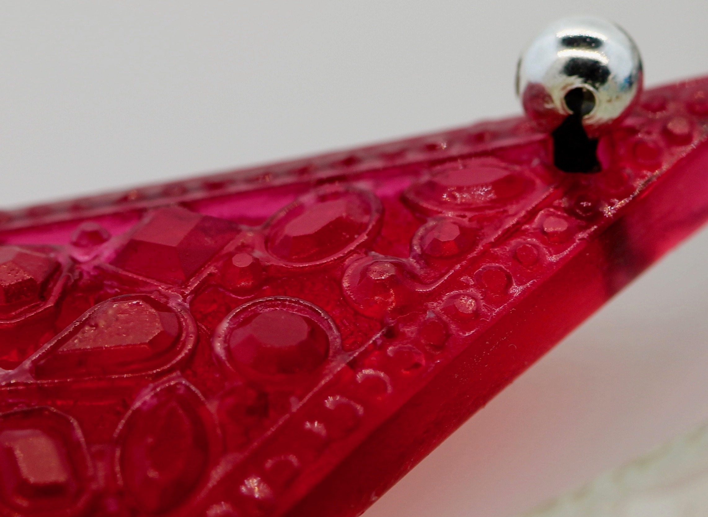 Resin Tree_Red_with silver ball.jpg