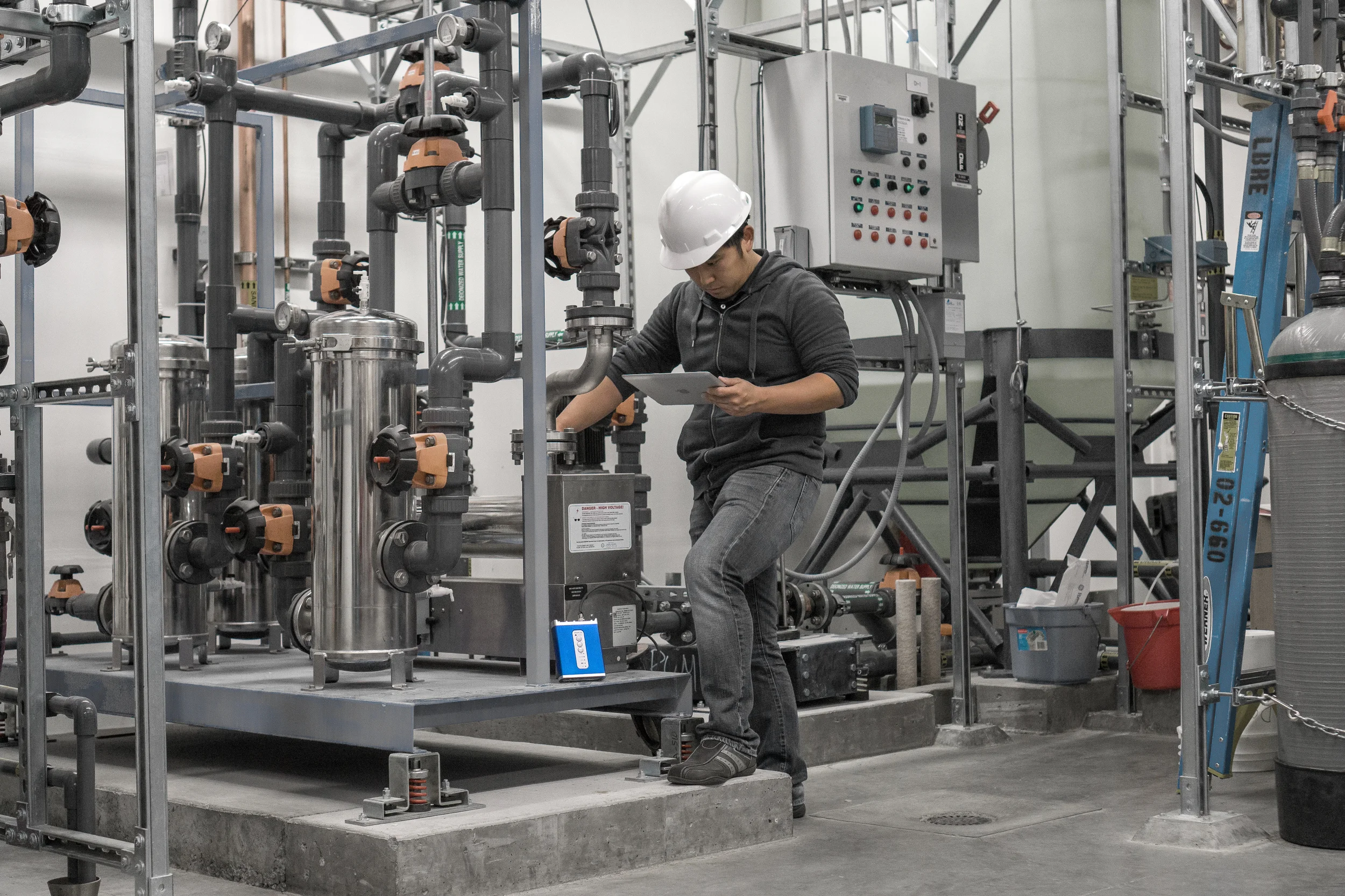 Crystal Instruments Achieves ISO 9001:2008 Certification