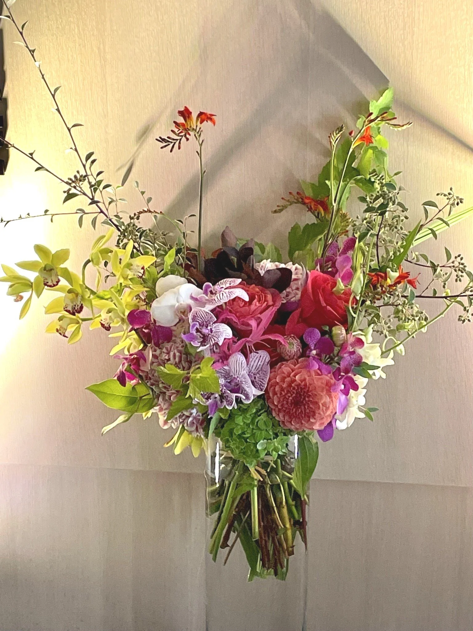 Harvest Harmony: Floral Designs with a Fall Twist