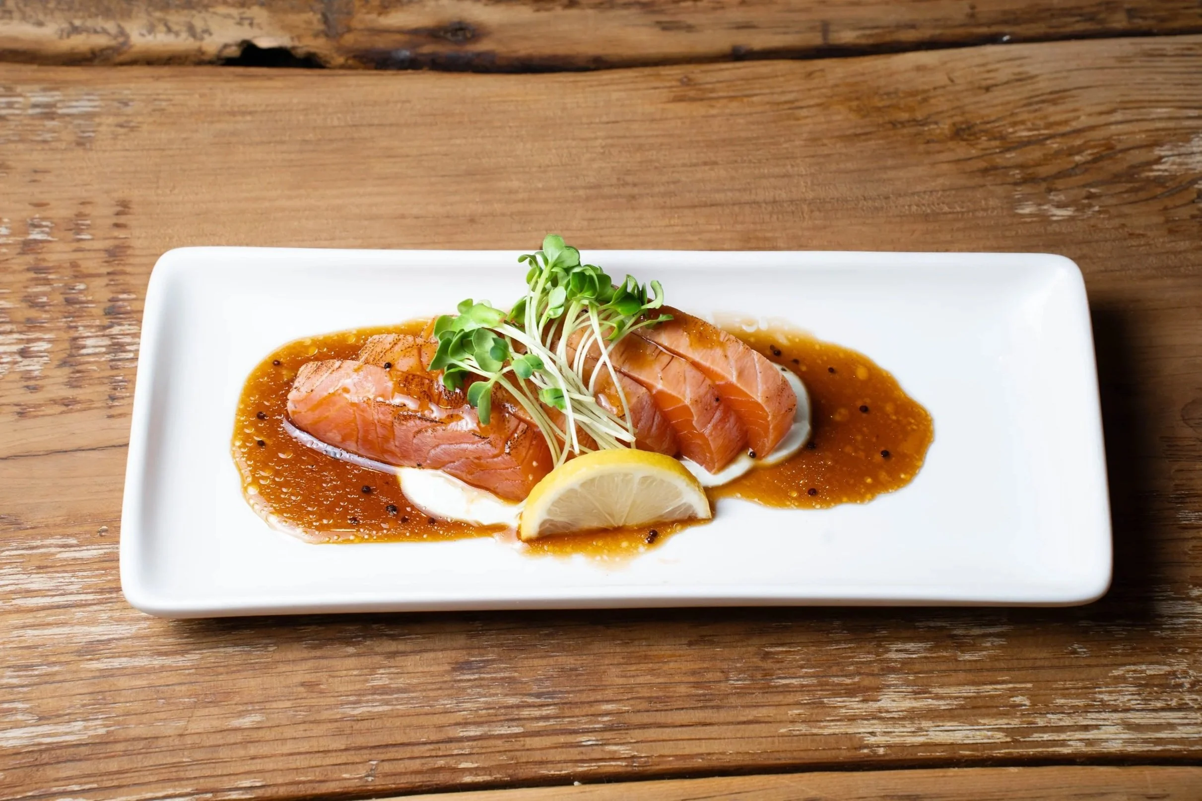 Salmon Tataki $10.95