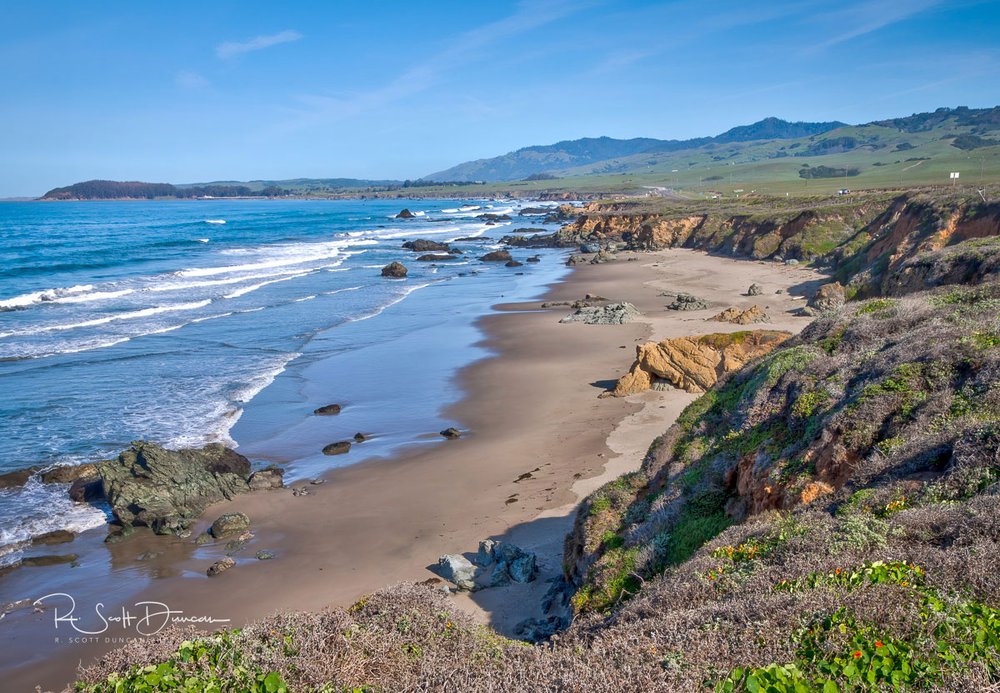 san-simeon-california-coastline.jpg