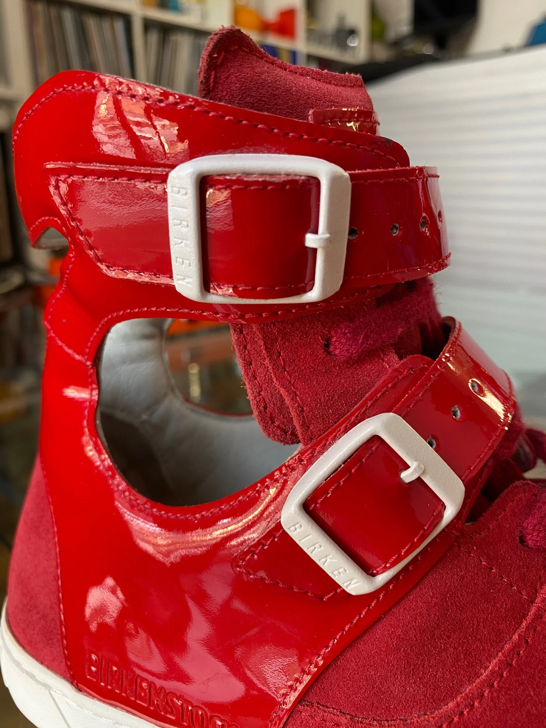 FD0D55D4-B66D-4DE4-882F-0356674A1293