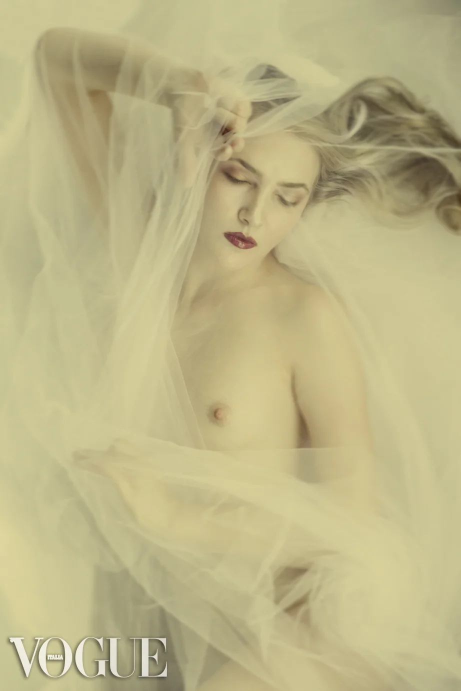 VOGUE 392-Edit-Edit-2web copy.jpg
