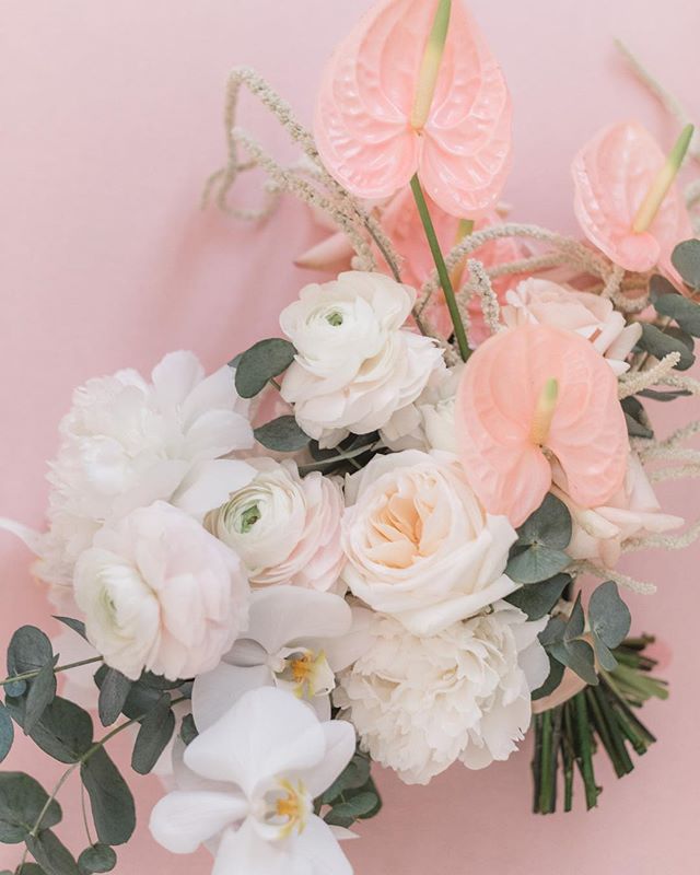I know we say this a lot, but this guy right here may just be one of our all time favourite bouquets. Featuring some of our favourites florals in a modern &amp; sculptural design, Jon and Bani ~ your wedding was a dream. .
.
captured by @blushwedphot