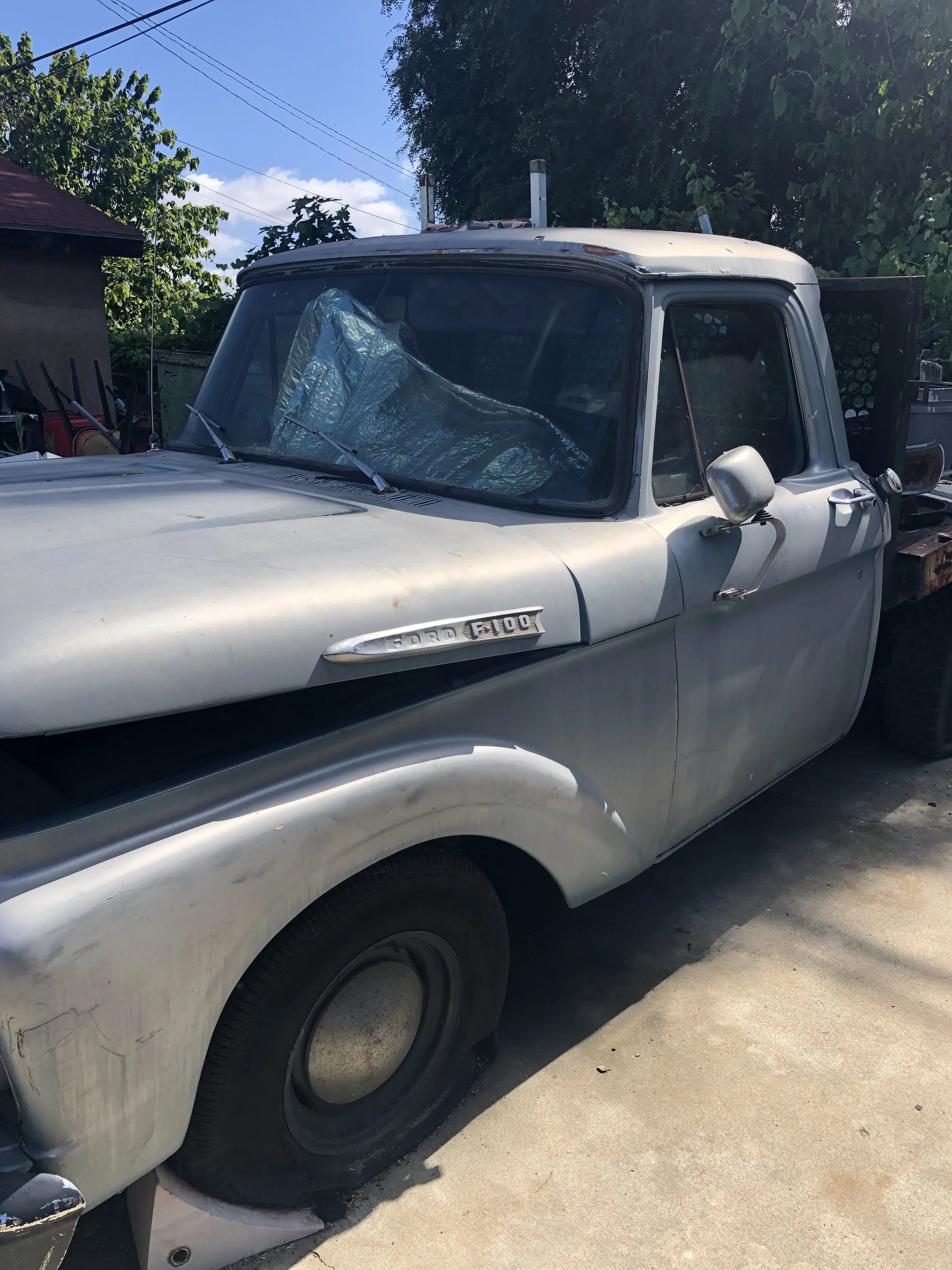 South El Monte Estate & Pickers Sale