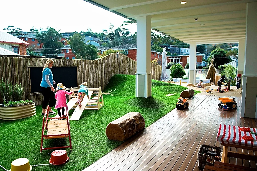 Bluey's Treehouse side verandah.jpg