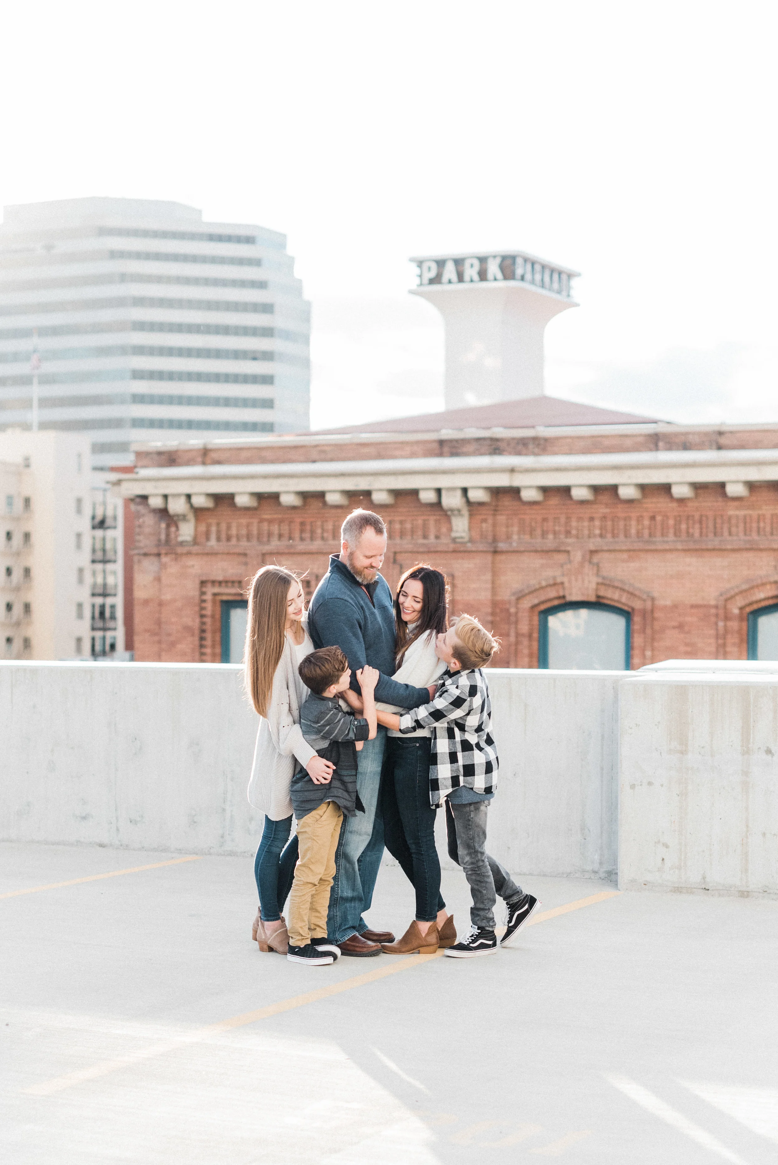 Urban_family_session_lofstedt (20 of 25).jpg