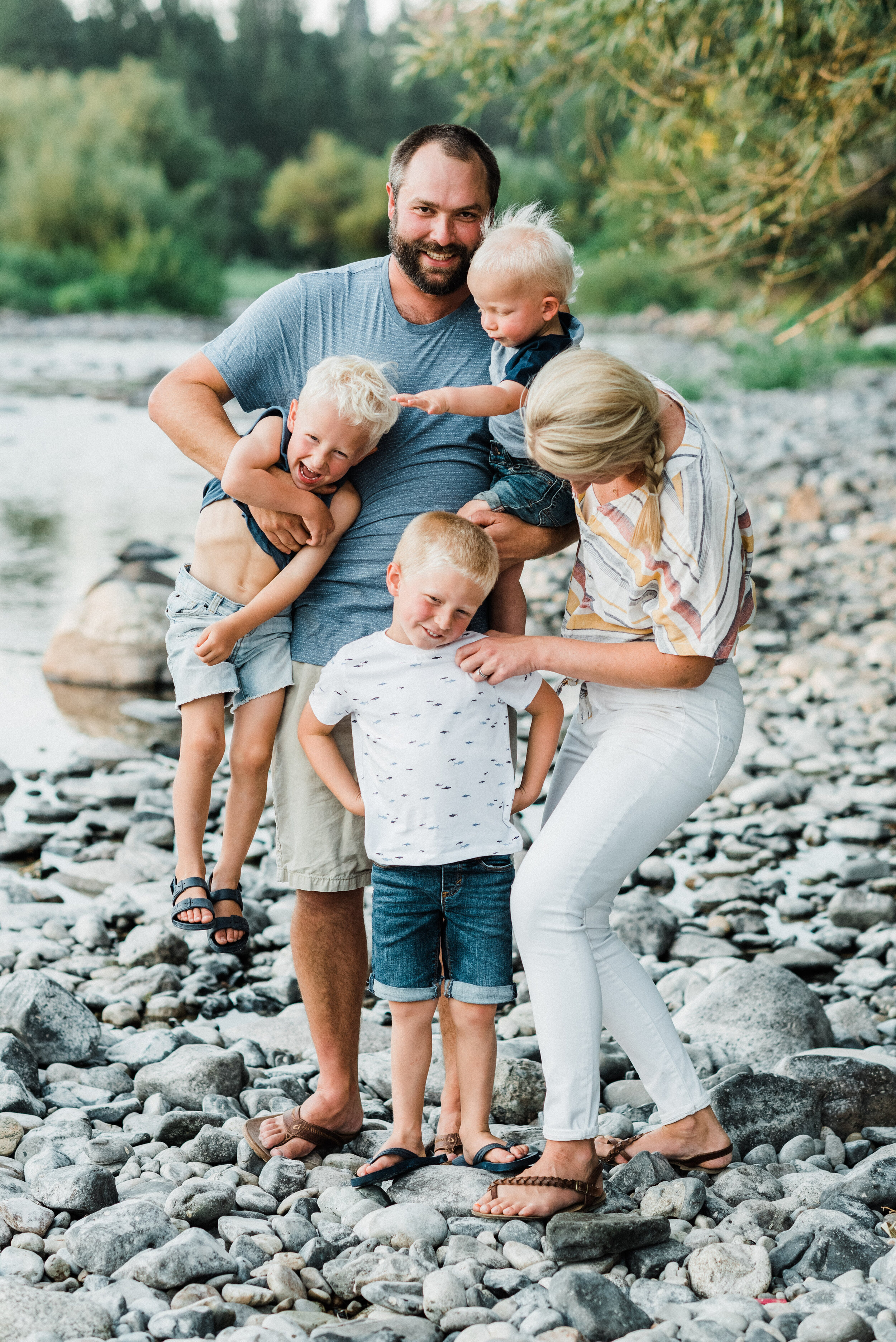 Spokane River Family Photo Session