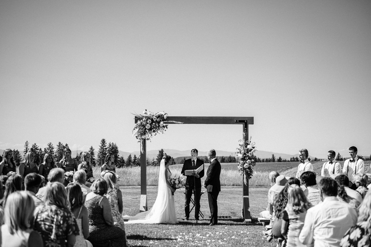 Wedding at The Farmhouse on Greenbluff