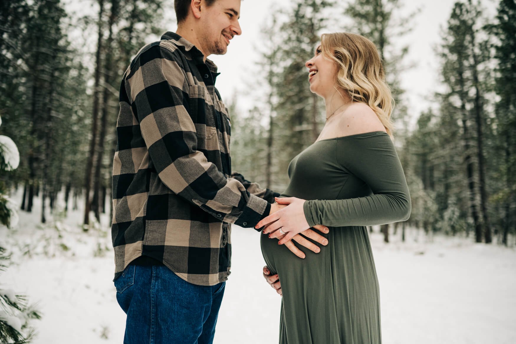 Spokane Maternity Photographer 03.jpg