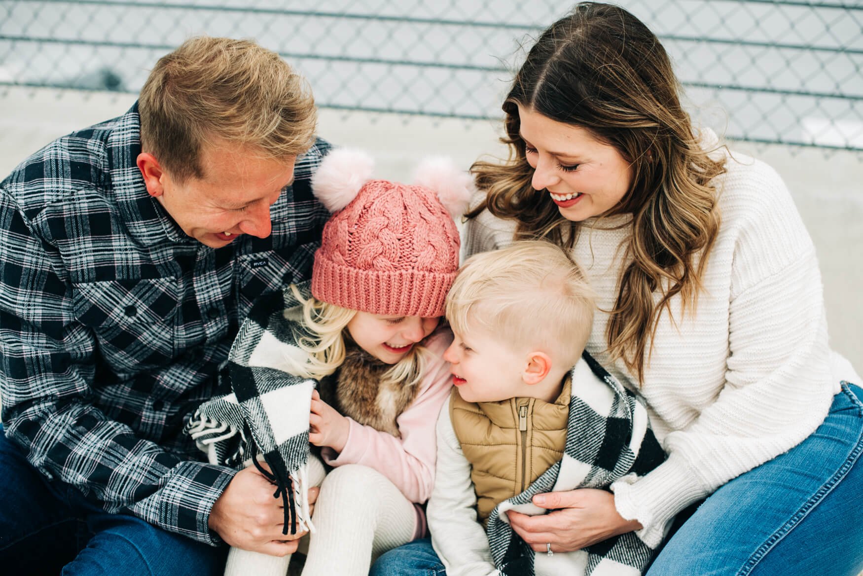 Spokane Family Photographer 01.jpg