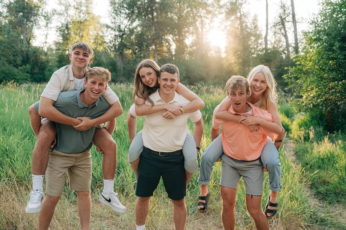 10 years of the Romey cousins! 2025, 2023, 2021, 2018, and 2015! 2025 photo shot by my associate, @calebandbrittphoto, everything else shot and edited by me! Watching families grow is the best part of this job!! #kcefamilies #kcenglandphotography #sp