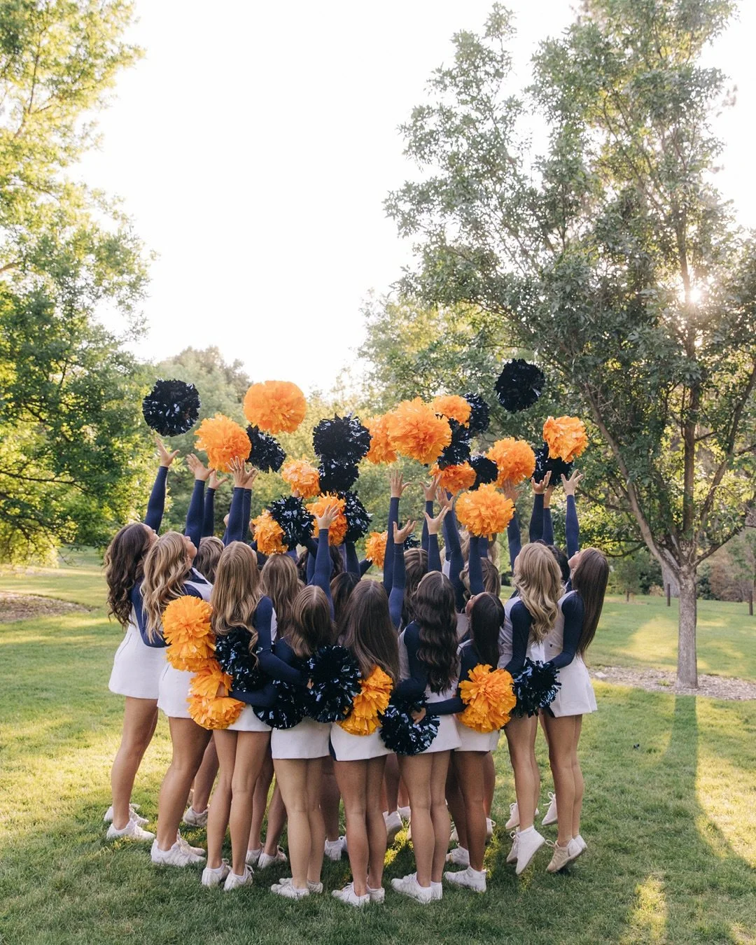 Delivering this gallery just in time for the first Friday Night Lights!! ✨💙💛 My associate photographer @scheel.studios absolutely killed it with this session! #onceapantheralwaysapanther🐾 #spokanephotographer #kcenglandphotography #cheerphotos #ch