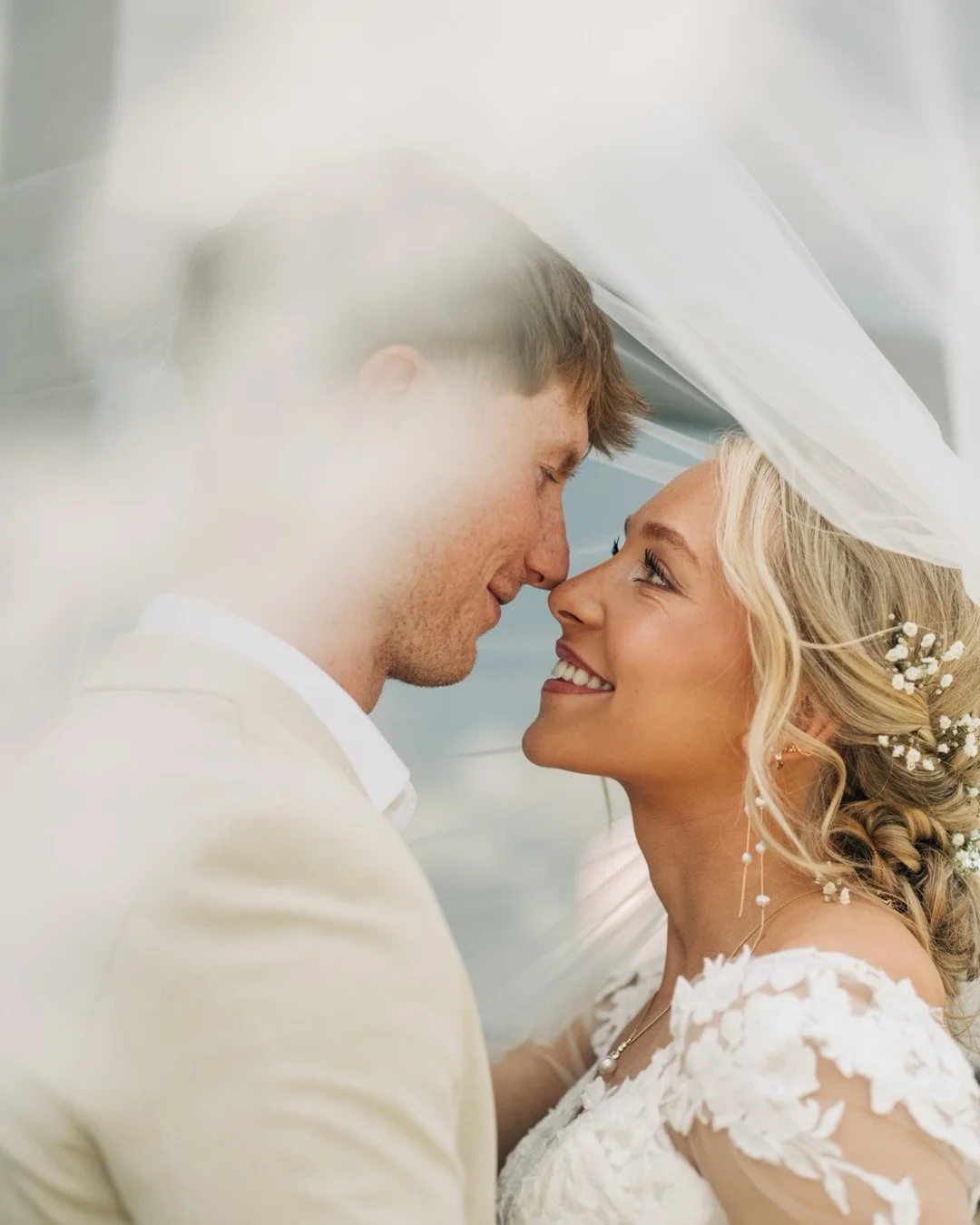 From an 8-year-old in front of my camera&hellip; to a bride on one of the prettiest May days we could&rsquo;ve asked for 🤍

She&rsquo;s a Montana Grizzlies soccer player, he&rsquo;s a Montana State Bobcats football player&hellip; rivals, technically
