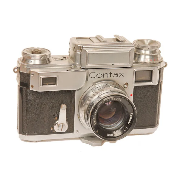 Zeiss Ikon Contax 3A 1936-1942. Top quality rangefinder 35mm camera. The camera line was made from 1932 til 1961 with a stop from 1944-1952.