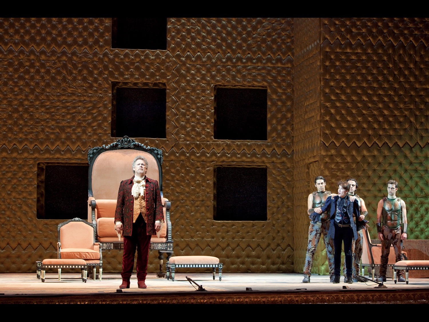  La Clemenza di Tito
Teatro San Carlo
Naples, 2010  
© photo by Luciano Romano 