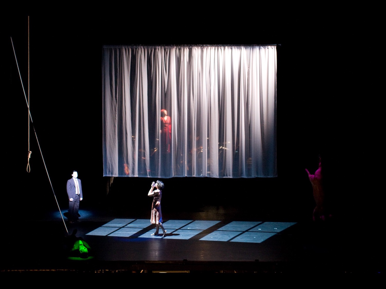  Drifitng and Tilting
the Songs of Scott Walker
Barbican Theatre, London, 2008
© photo by Sam Collins 