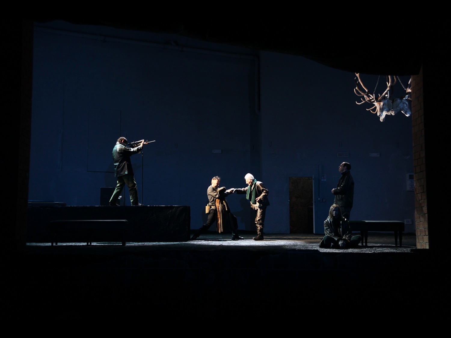  In the Company of Men
Teatro Grassi, Piccolo Teatro, Milan, 2011
© photo by AJ Weissbard 