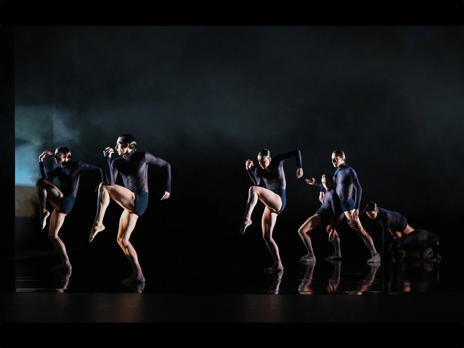  Self-deceit (Creations VII-IX)
Schauspielhaus, Staatstheater, Stuttgart Ballet
Stuttgart 2022
© Stuttgarter Ballett, photo by Bernhard Weis 