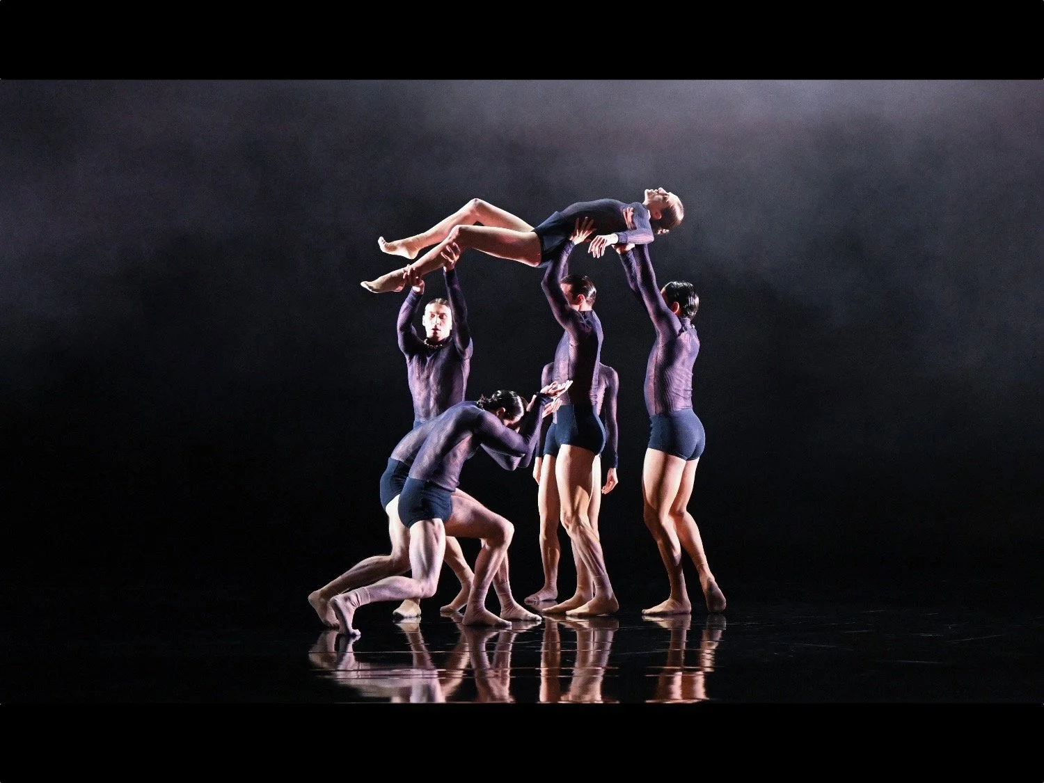  Self-deceit (Creations VII-IX)
Schauspielhaus, Staatstheater, Stuttgart Ballet
Stuttgart 2022
© Stuttgarter Ballett, photo by Bernhard Weis 