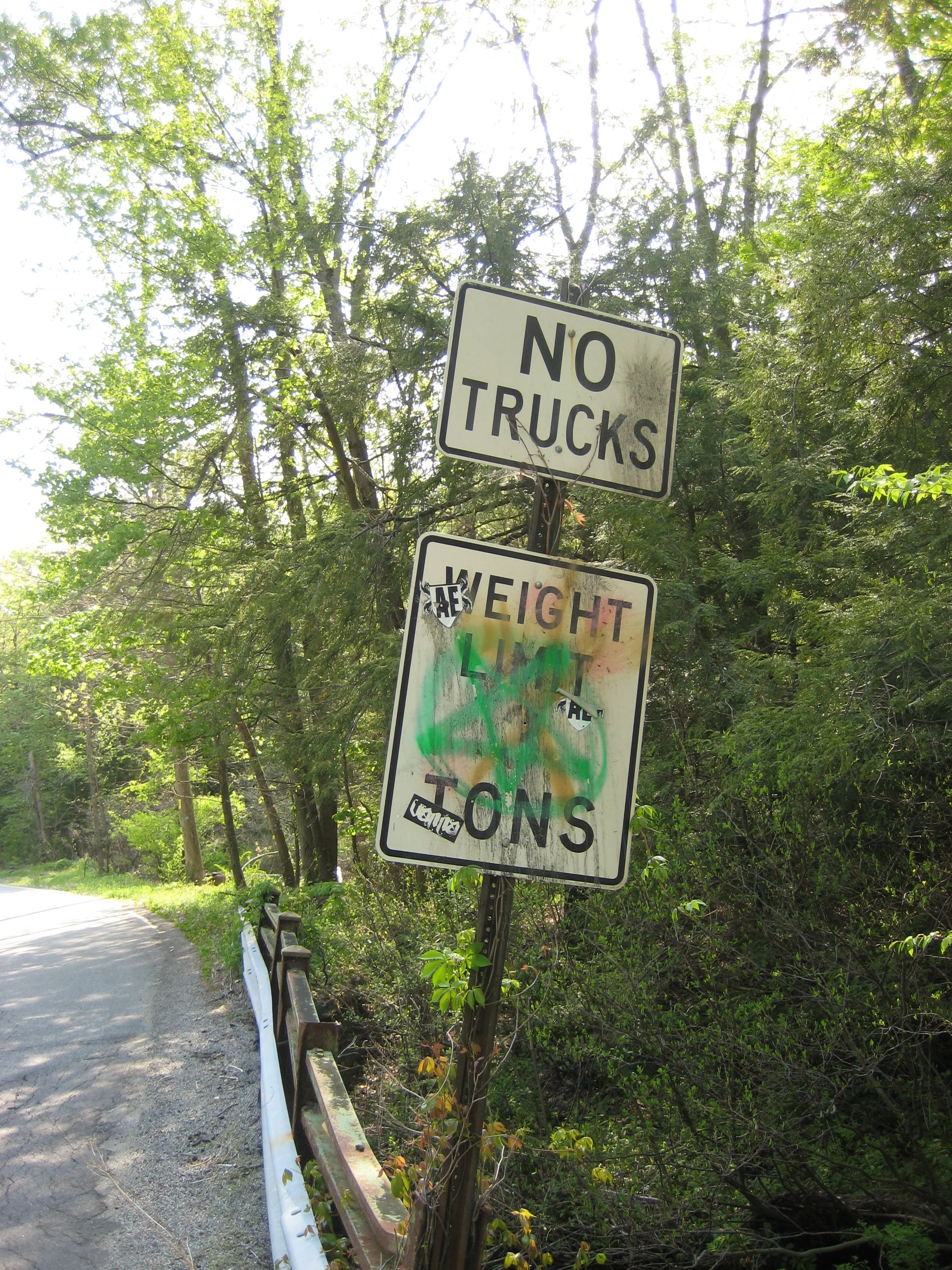 pentagram on sign.jpg