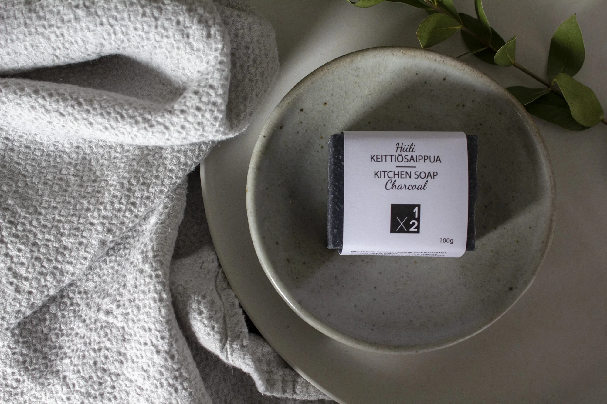 Hiili-keittiösaippua / Charcoal-kitchen soap