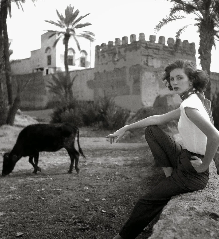Suzy Parker, Morocco, Elle, April 1953.jpg