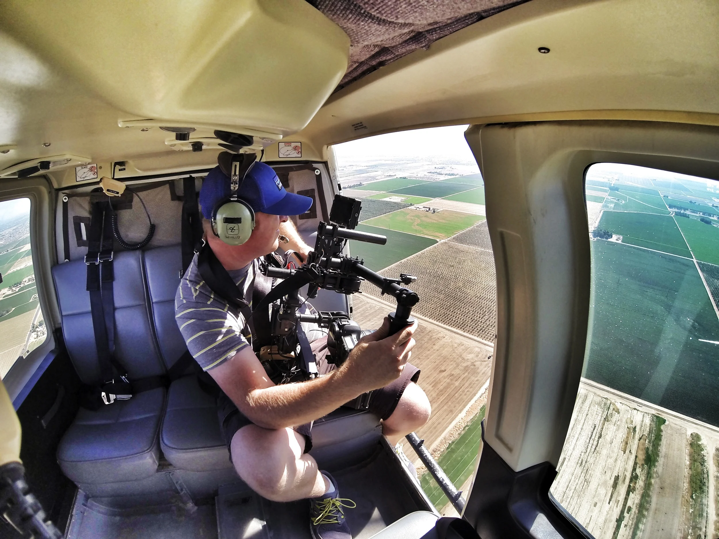 Freefly MōVI up in a LongRanger above Bakersfield