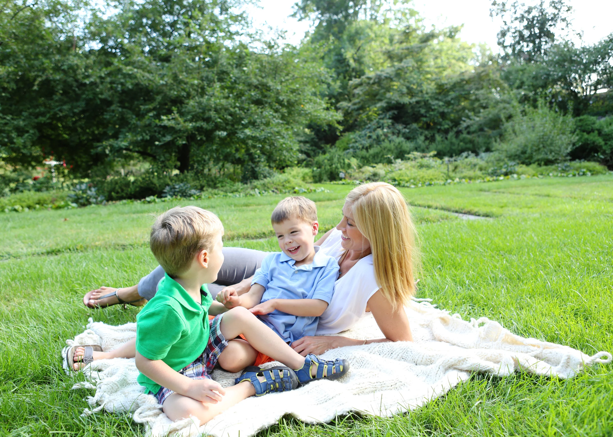  Charleston, Daniel Island, Mount Pleasant, Sullivans Island, Isle of Palms, Kiawah based lifestyle interiors, children + family, brand photographer JENNIFER LAVELLE PHOTOGRAPHY - Interior Design, Charleston Interior Designers, mini sessions, fall mi