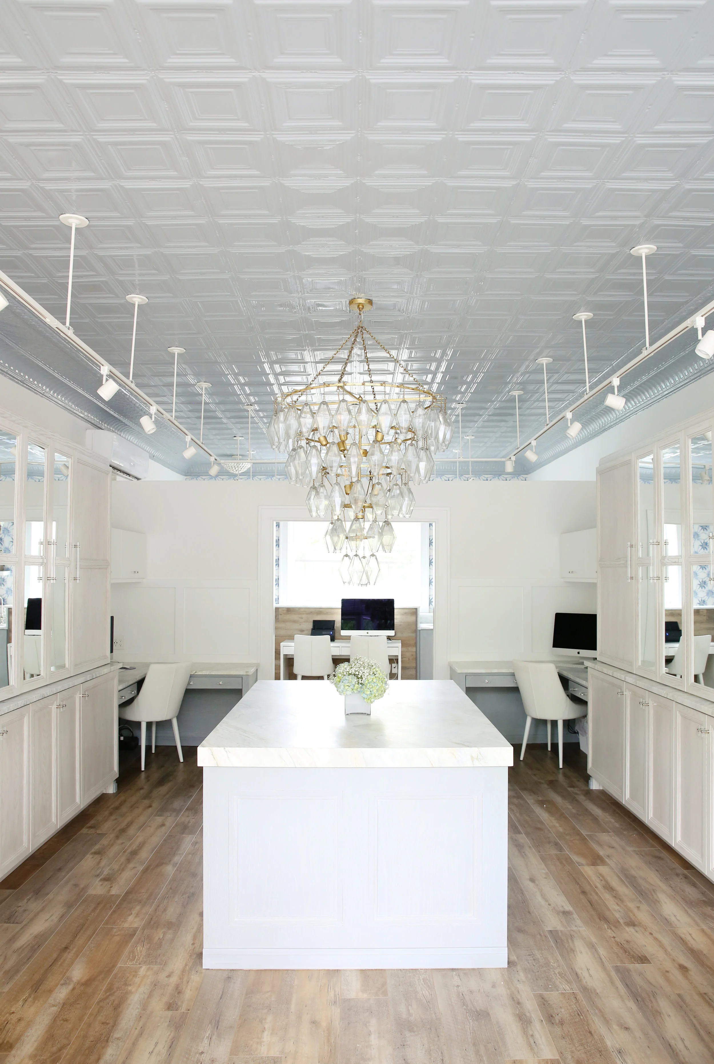  Charleston, SC, Daniel Island, Mount Pleasant, Sullivans Island, Isle of Palms based interiors and lifestyle photographer JENNIFER LAVELLE PHOTOGRAPHY - interior design photographer, exteriors, commercial, brand and business photographer   