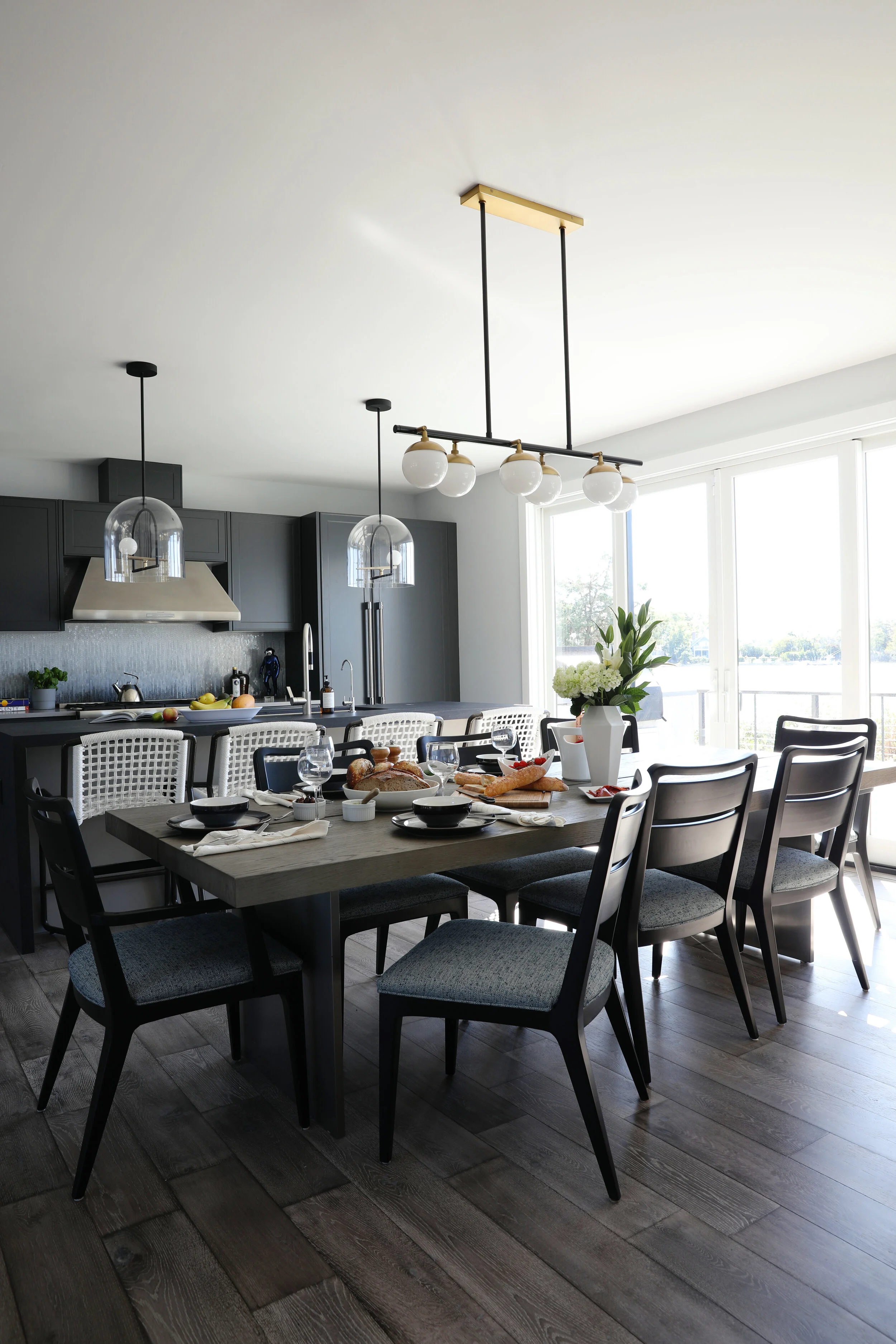  Charleston and NYC  based lifestyle interior design photographer JENNIFER LAVELLE PHOTOGRAPHY - interiors, exteriors, lifestyle, branding photographer 