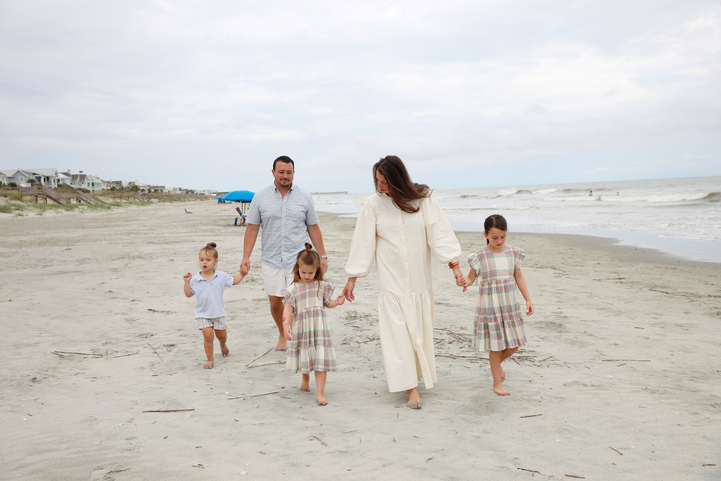 Charleston based lifestyle photographer, interiors, family JENNIFER LAVELLE - Charleston, SC, Daniel Island, Sullivans Beach, Isle of Palm, Kiawah, Folly Beach, Mount Pleasant, SC, Old Village