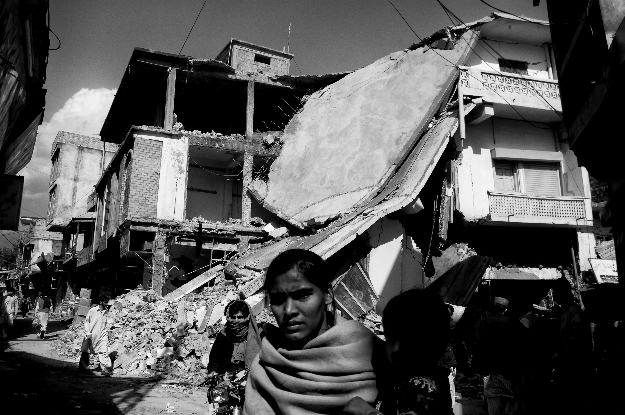 The destroyed city of Bagh, Kashmir, Pakistan, October 18, 2005. (Photo / Mark Pearson) The massive October earthquake in Kashmir affected one of the highest and most remote places on earth. Difficult terrain slowed the relief effort and the largest scale humanitarian air operations since the Berlin blockade began. 