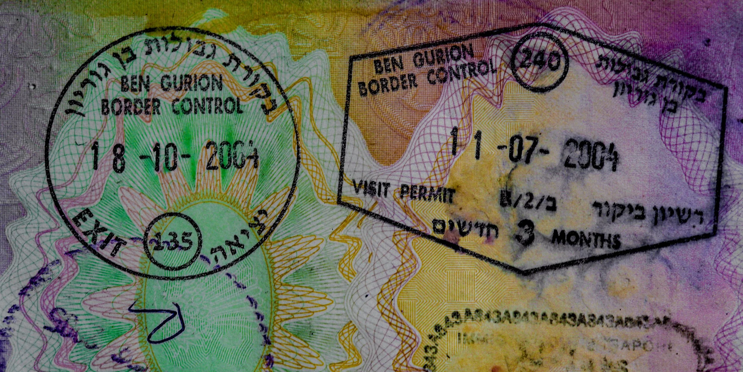 BORDERSBOOK spreads-1.jpg