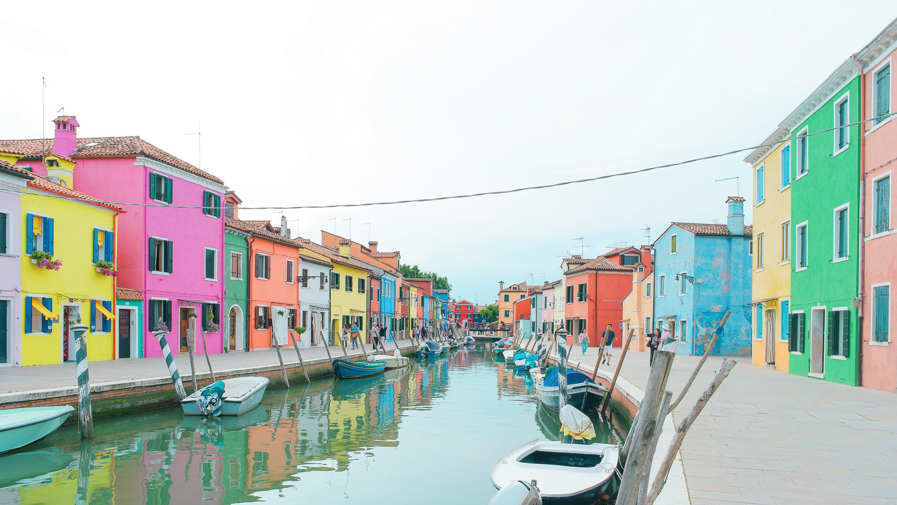 What to do on Burano island, a day trip from Venice, Italy