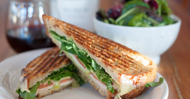 SF's Blue Barn serves fresh and delicious salads and sandwiches made with quality, organic ingredients.