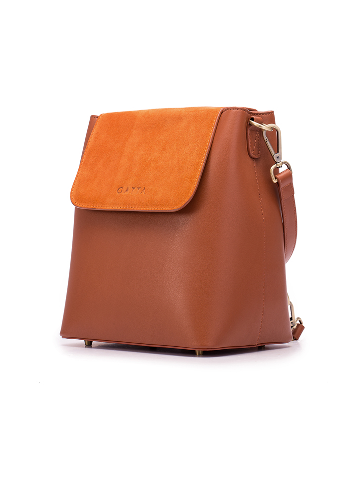 A stylish and protective camera backpack, the Christie from GATTA