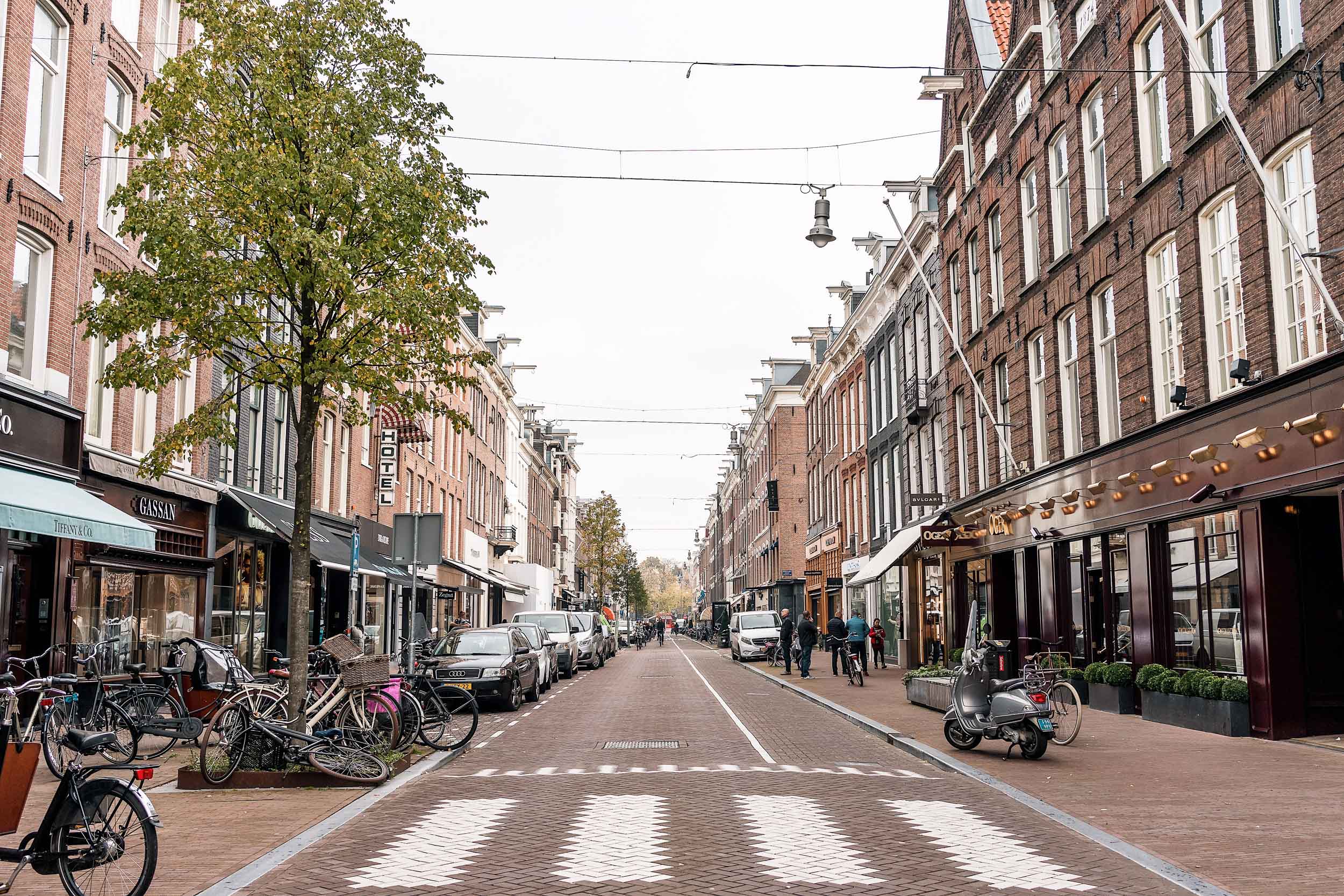 10 days Amsterdam? Don't miss this beautiful shopping street