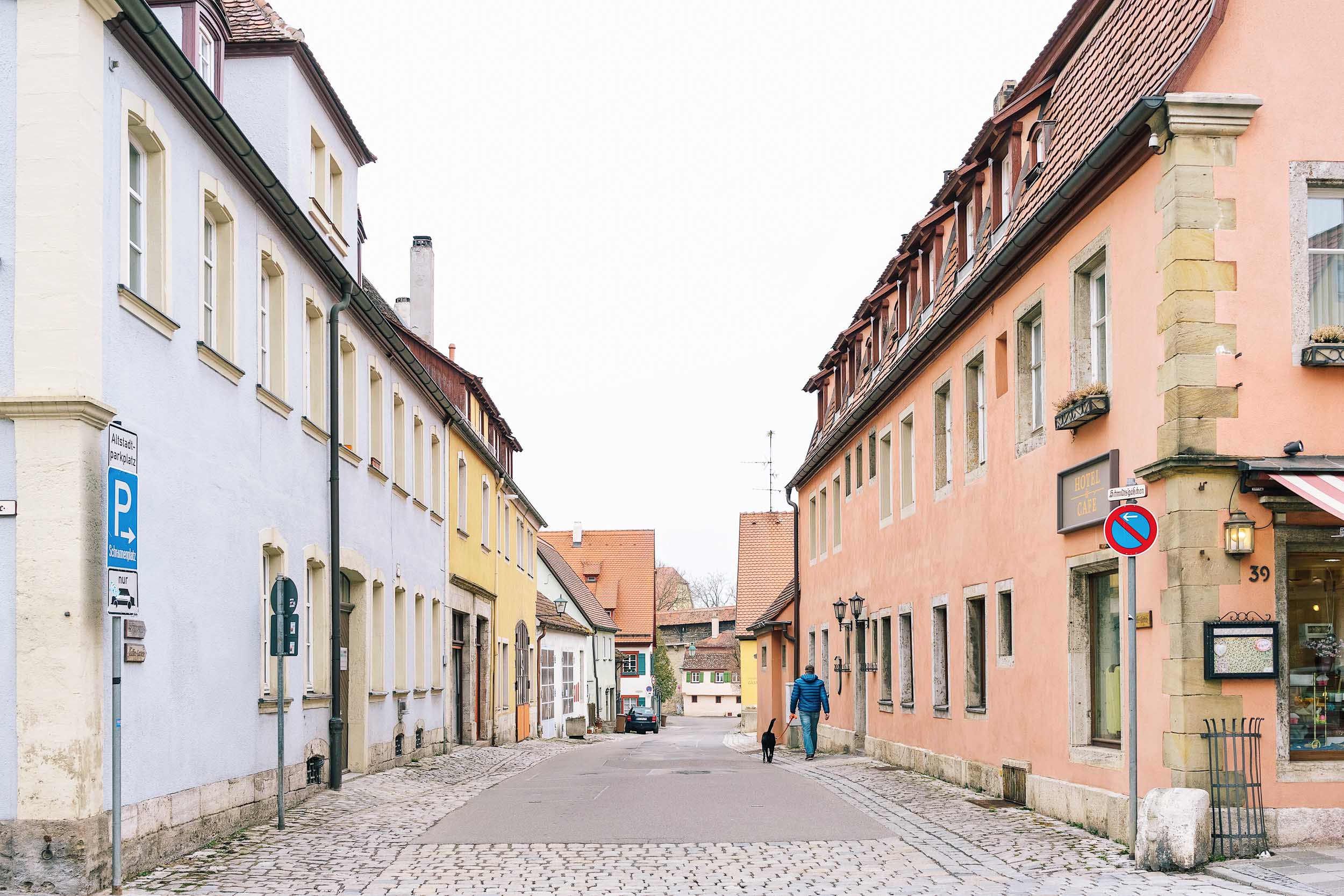 How to get to Rothenburg from Stuttgart